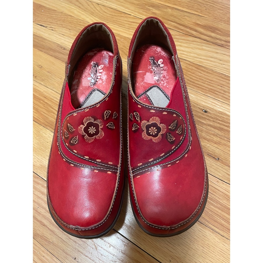 Spring Step Red Leather Shoes EU 37 US 6.5 Floral  Slip On Clog